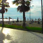 Riviera 