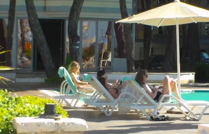 Апартаменты Riviera West Durres Tirana Sea Side Голем