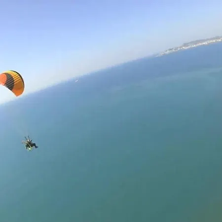 Riviera West Durres Tirana Sea Side דירה גולם