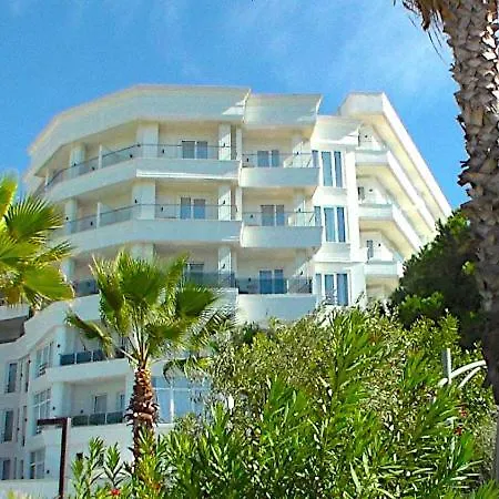 Beach Riviera Apartments 