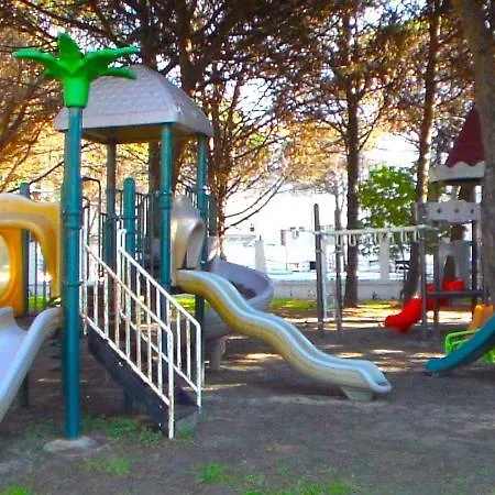 Riviera West Durres Tirana Sea Side Apartament Golem (Tirana)