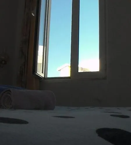 Riviera West Durres Tirana Sea Side דירה גולם